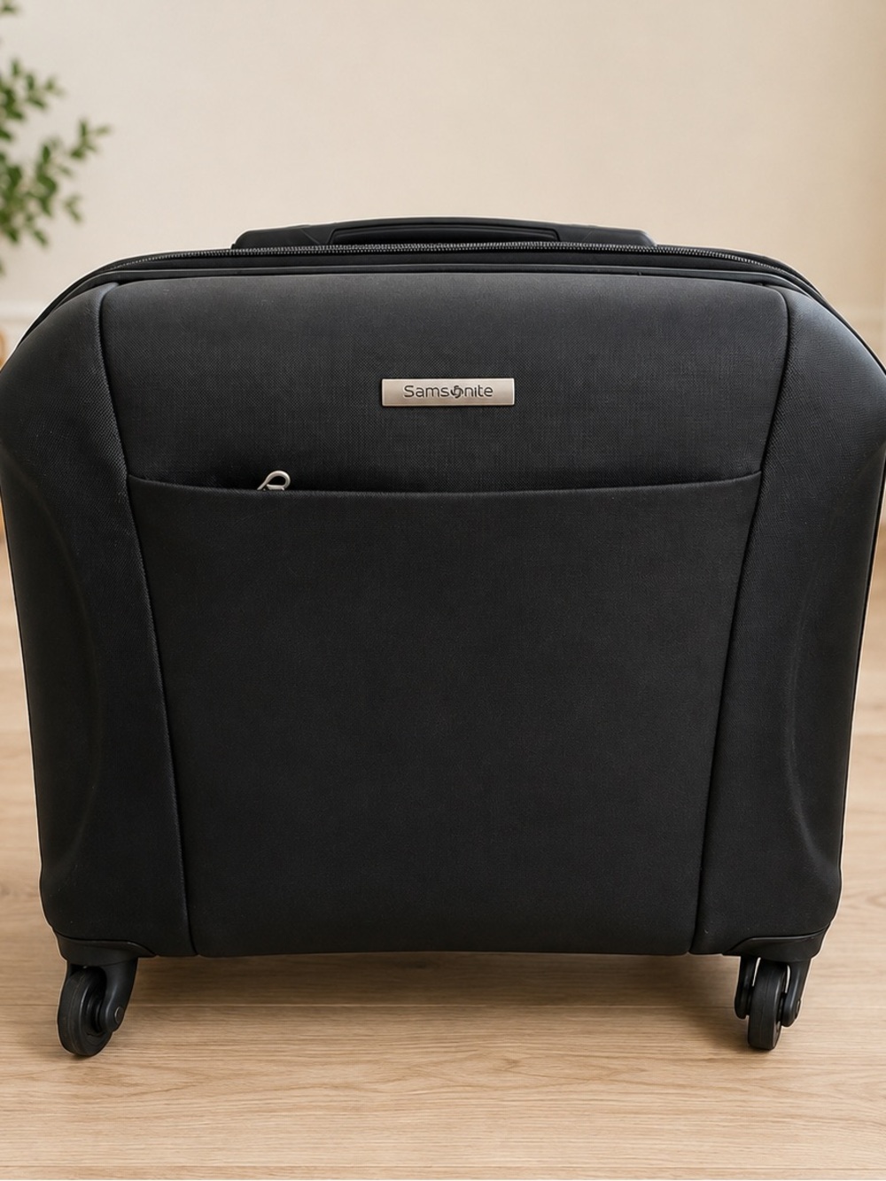 Samsonite Black Spinner Rolling Carry-On with Front Pocket